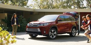 2019 Toyota Highlander in Kingsport, TN - Toyota of Kingsport