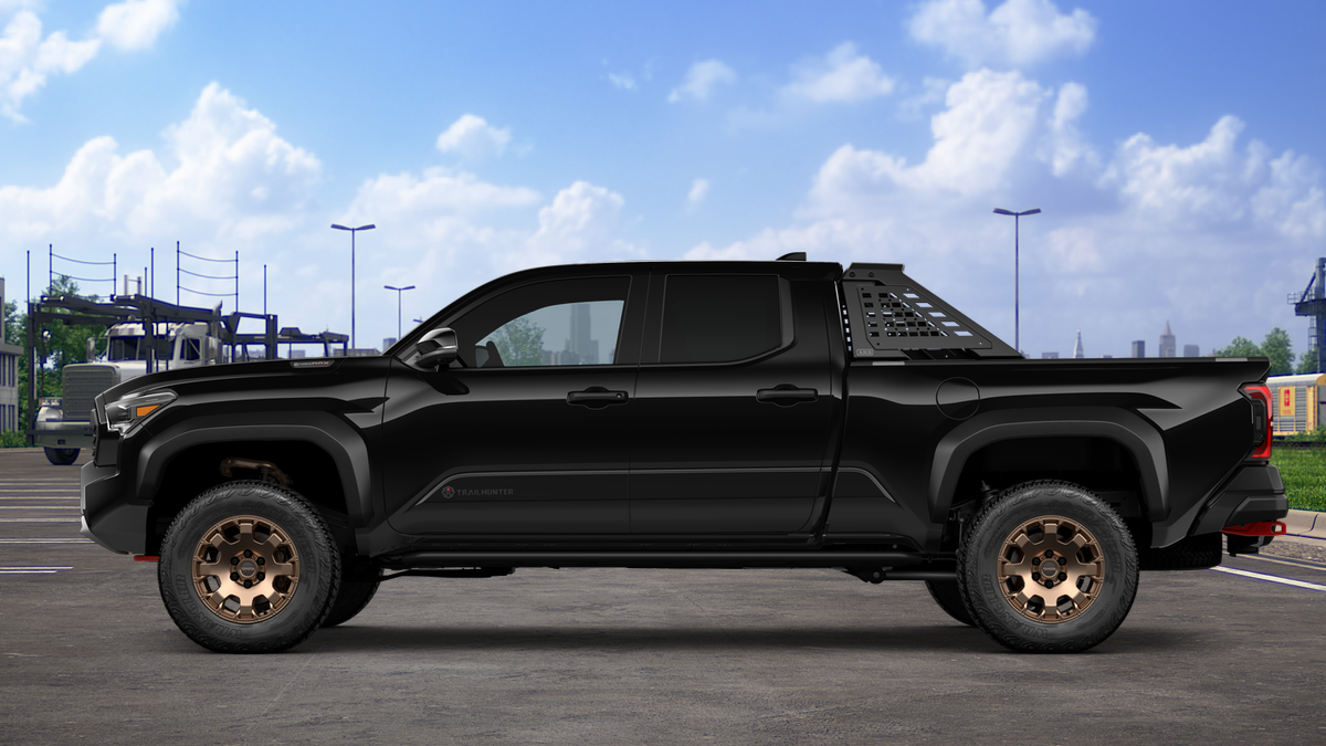 2026 Toyota Tacoma i-FORCE MAX Tacoma Trailhunter
