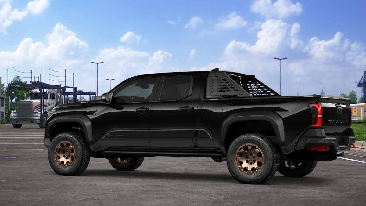 2026 Toyota Tacoma i-FORCE MAX Tacoma Trailhunter
