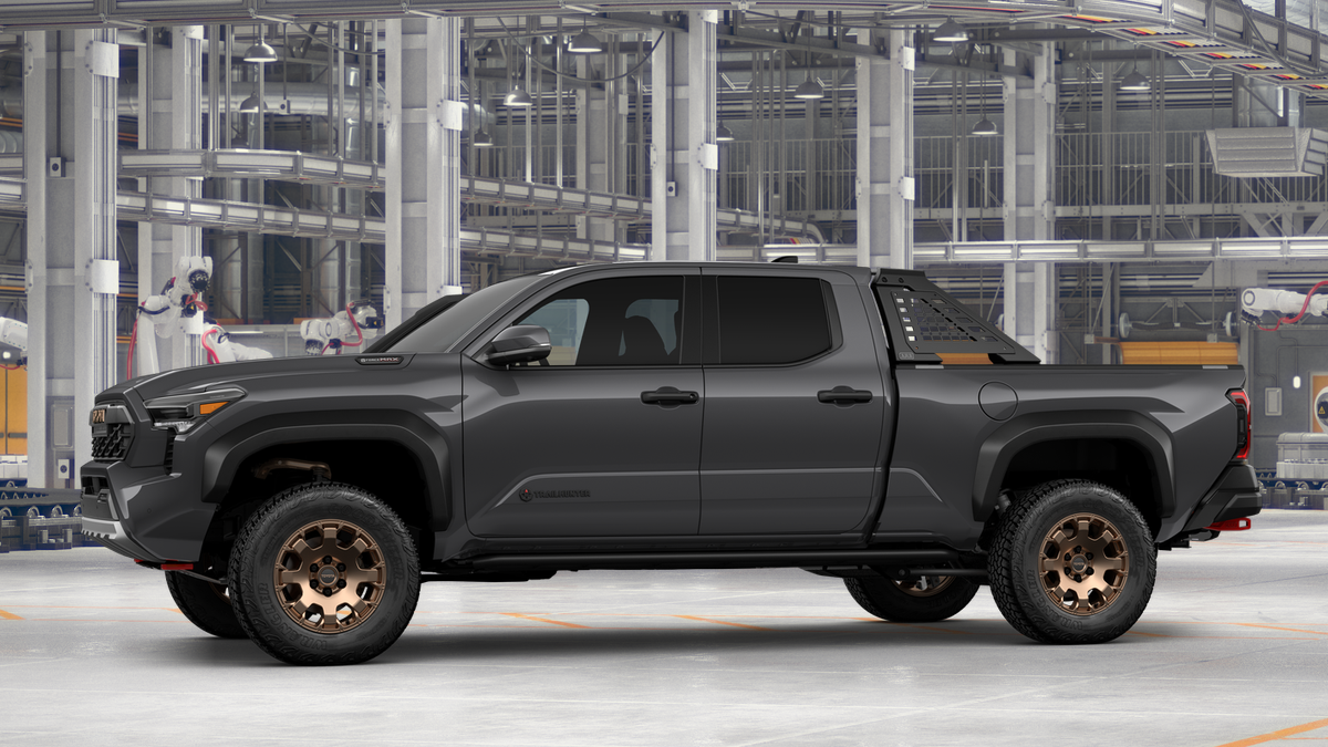 2026 Toyota Tacoma i-FORCE MAX Tacoma Trailhunter