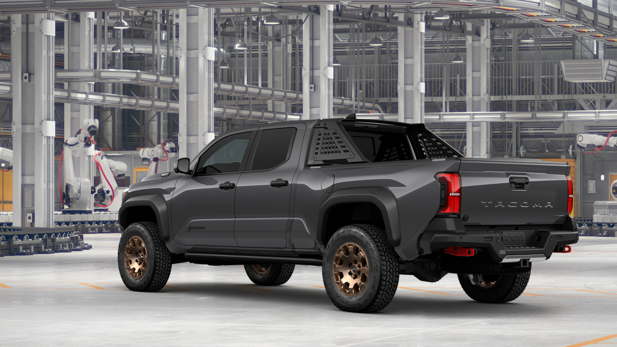2026 Toyota Tacoma i-FORCE MAX Tacoma Trailhunter