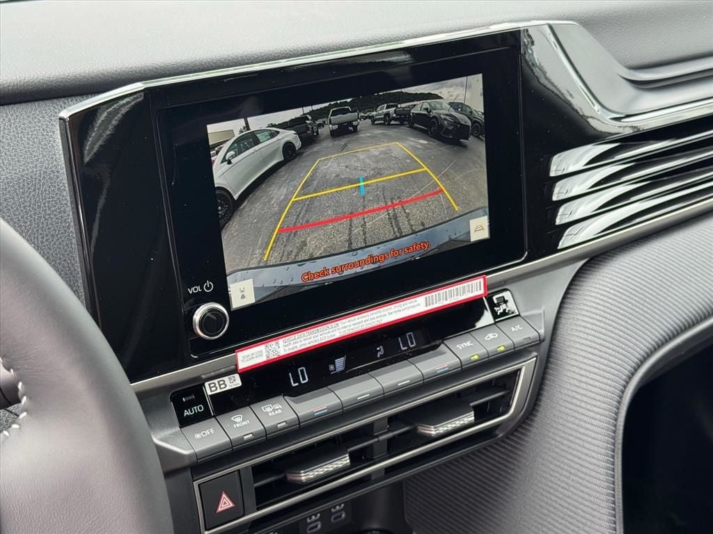 2026 Toyota Camry SE AWD