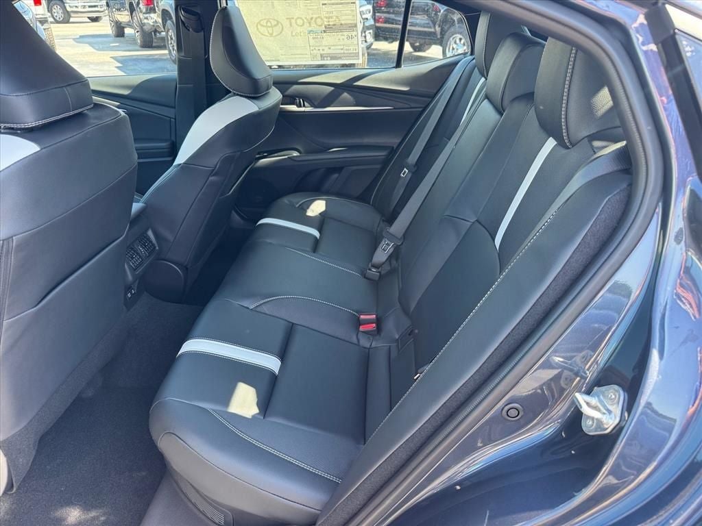 2026 Toyota Camry SE AWD