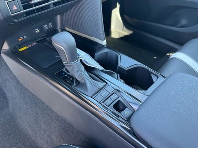 2026 Toyota Camry SE AWD