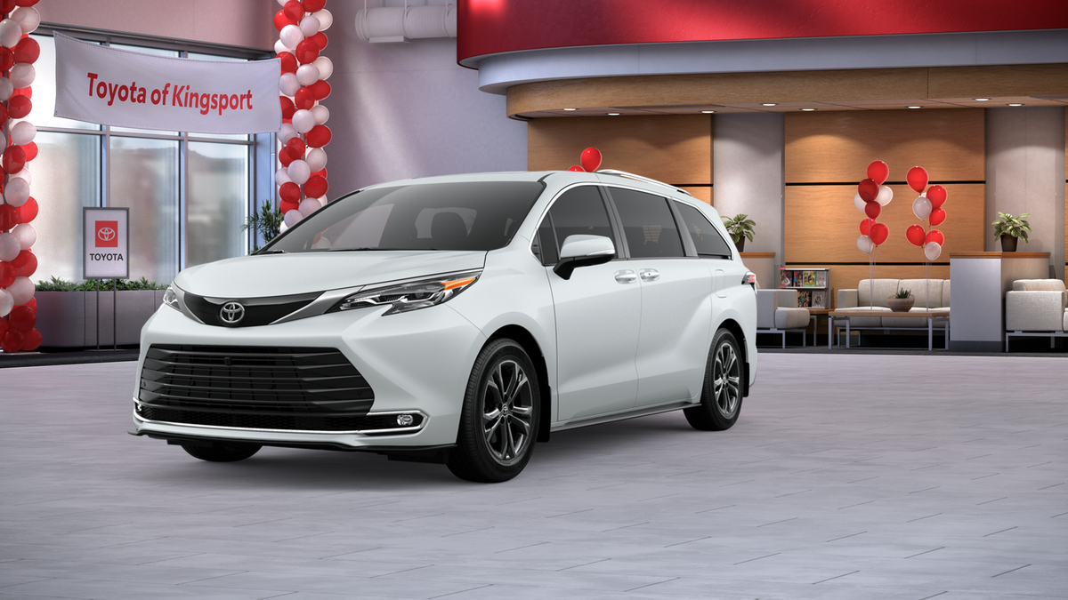 2026 Toyota Sienna Platinum 7-Passenger Hybrid AWD's photo