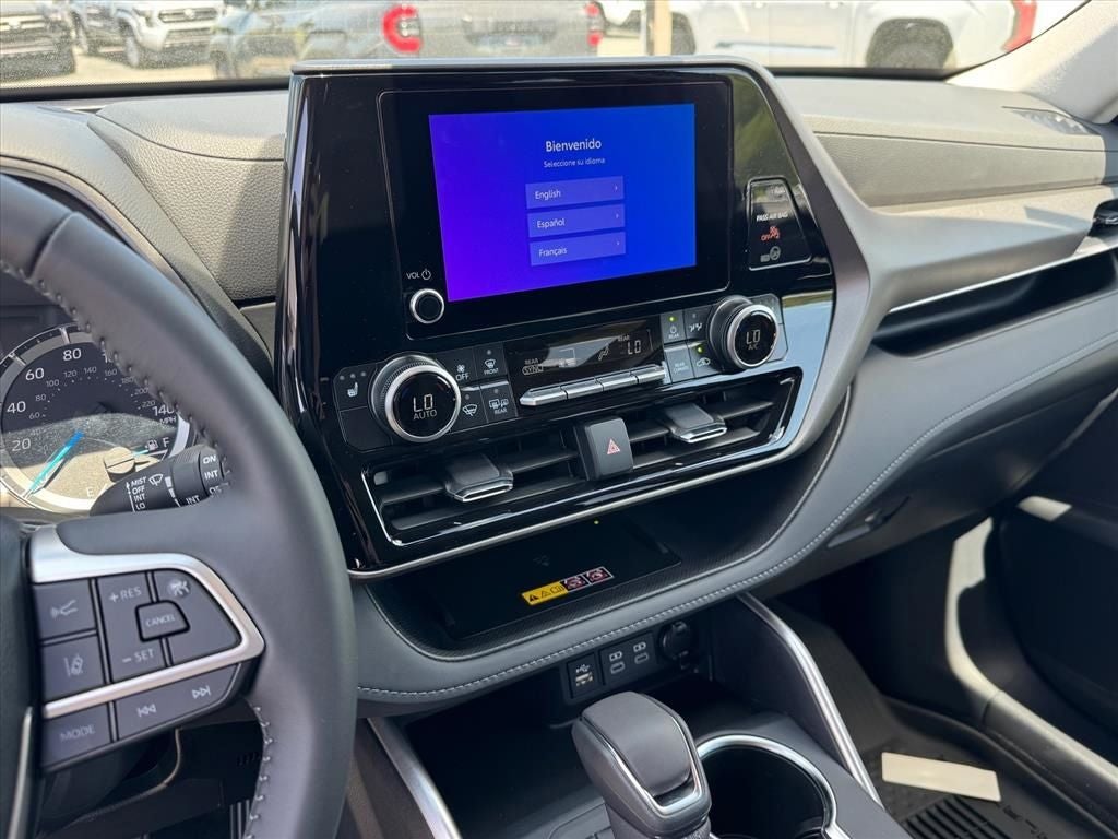 2026 Toyota Highlander Hybrid XLE