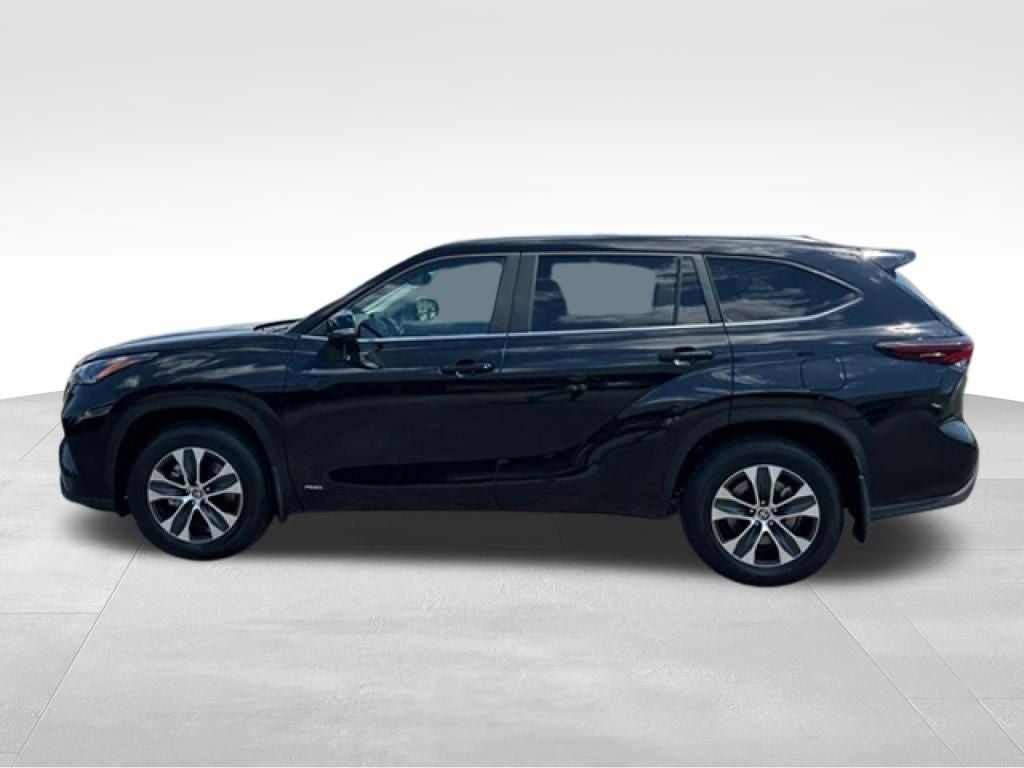 2026 Toyota Highlander Hybrid XLE