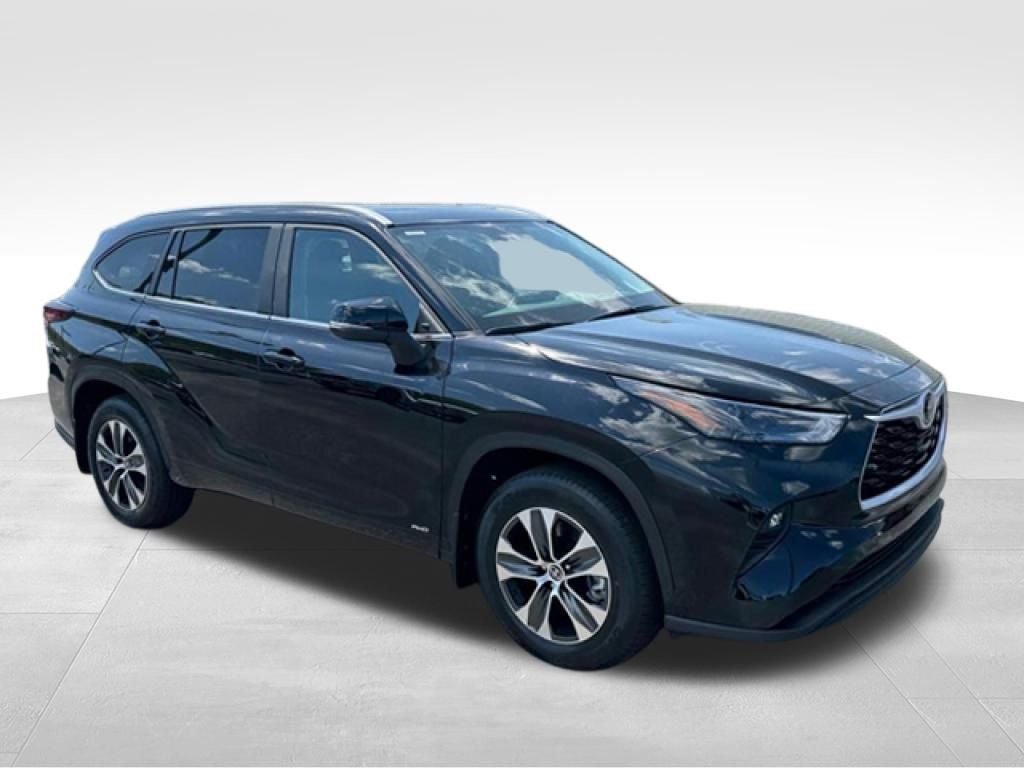 2026 Toyota Highlander Hybrid XLE