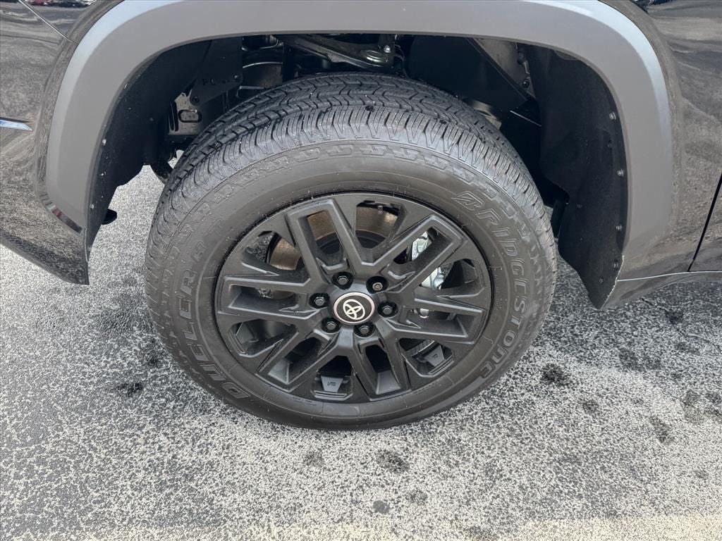 2026 Toyota Tundra SR5 - Photo 14