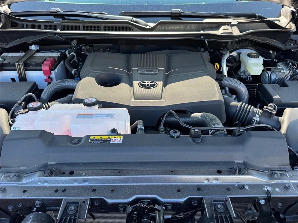 2026 Toyota Tundra Platinum - Photo 14