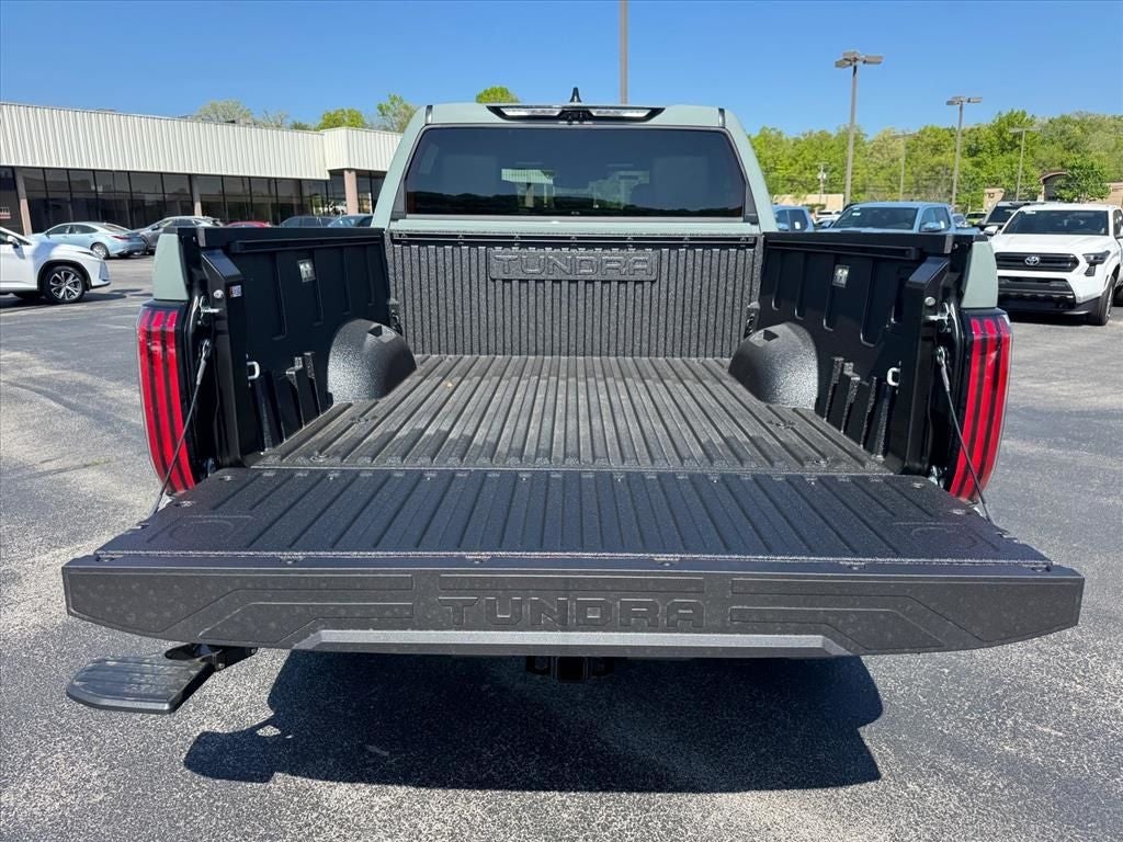2026 Toyota Tundra i-FORCE MAX Tundra Platinum