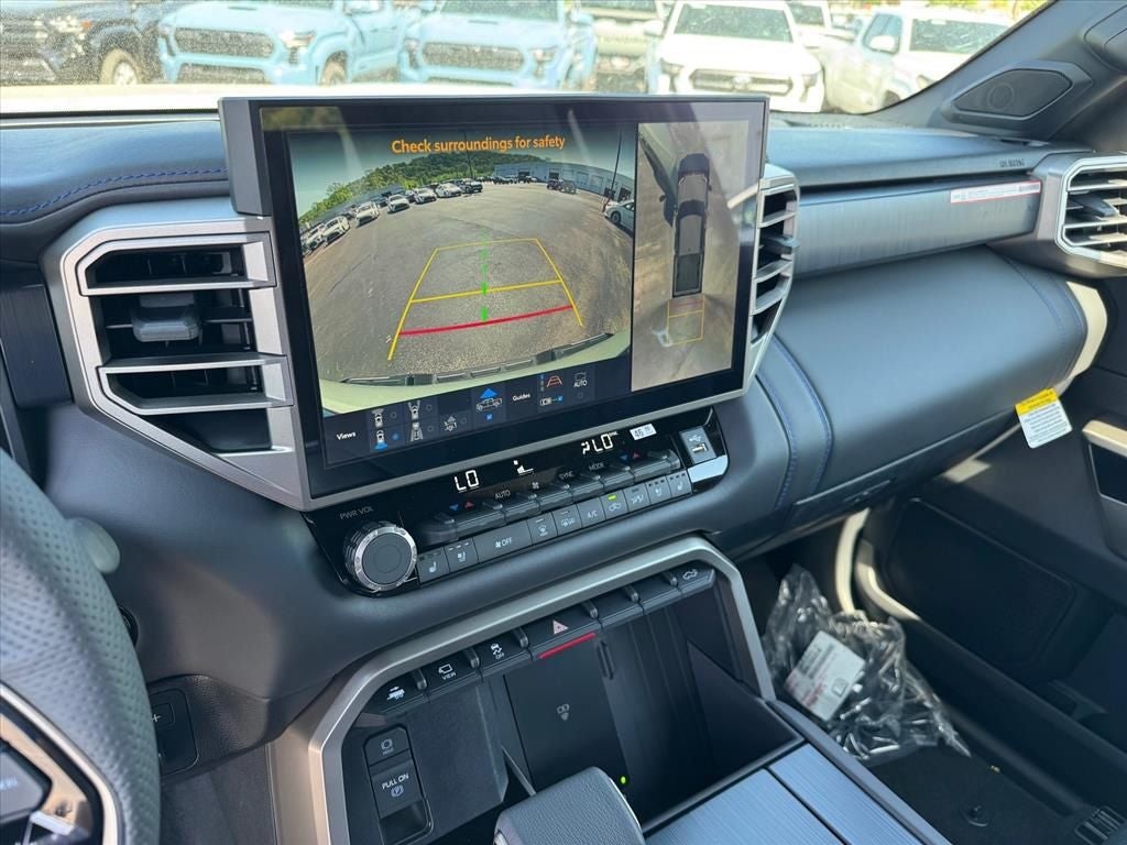 2026 Toyota Tundra i-FORCE MAX Tundra Platinum