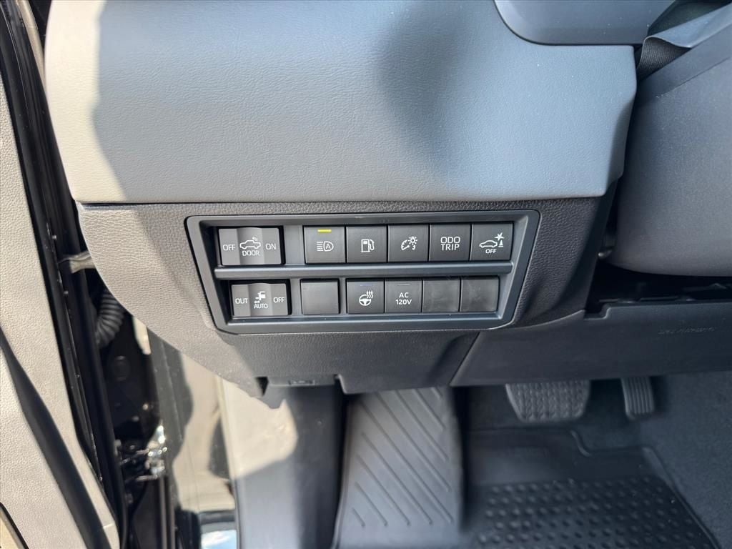 2026 Toyota Tundra i-FORCE MAX Tundra Capstone