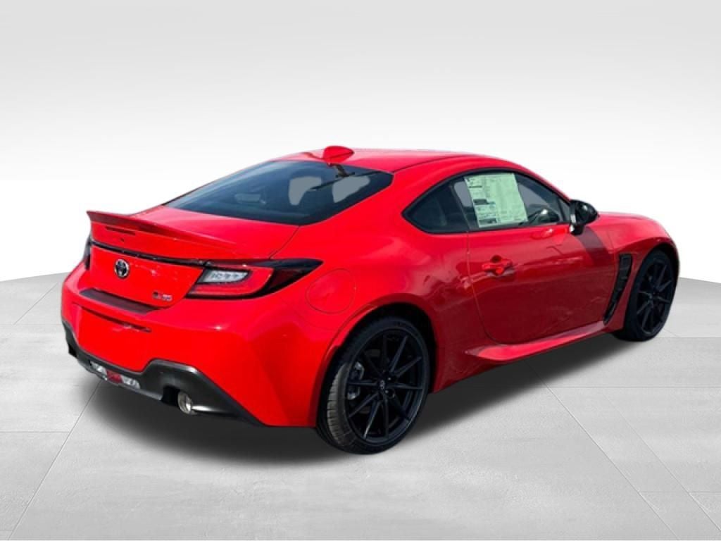 2026 Toyota GR86 Premium MT