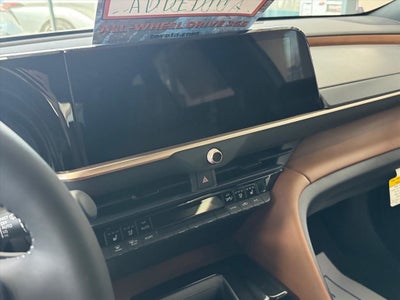 2025 Toyota Toyota Crown Signia Limited