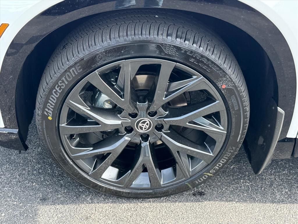 2026 Toyota Toyota Crown Signia Limited