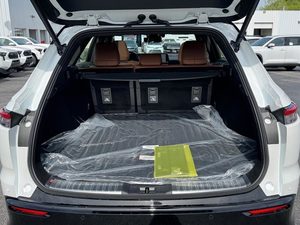 2026 Toyota Toyota Crown Signia Limited