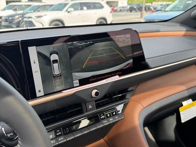 2026 Toyota Toyota Crown Signia Limited