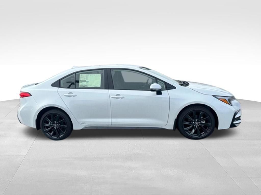 2026 Toyota Corolla Hybrid SE AWD