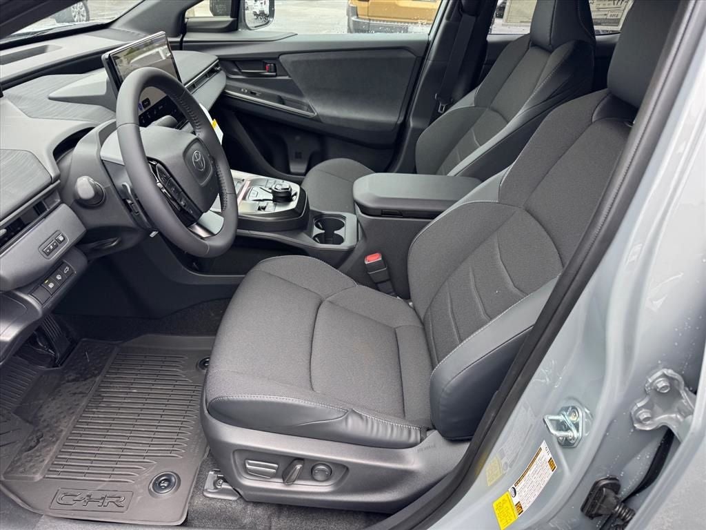 2026 Toyota C-HR SE