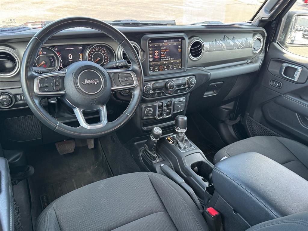 2022 Jeep Gladiator Overland