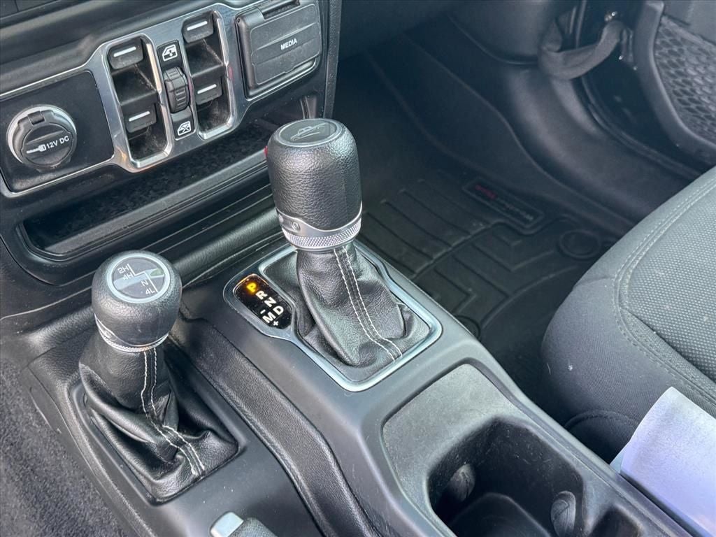 2022 Jeep Gladiator Overland