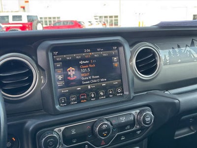 2022 Jeep Gladiator Overland