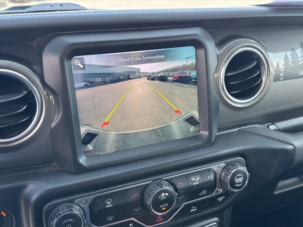 2022 Jeep Gladiator Overland