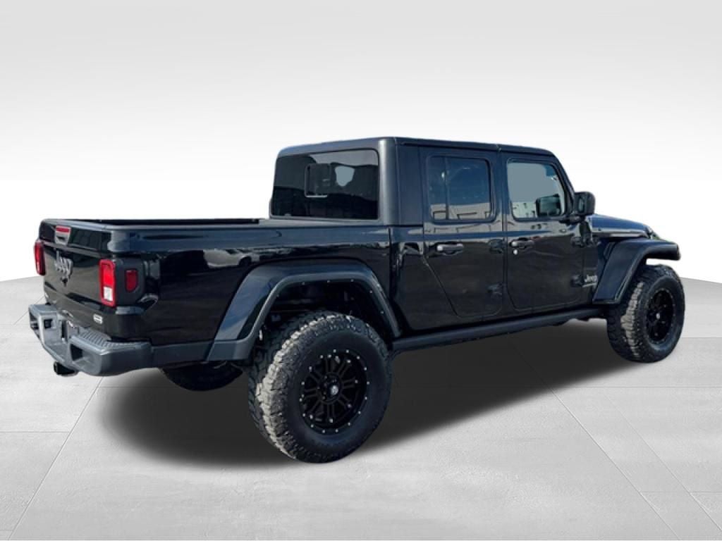 2022 Jeep Gladiator Overland