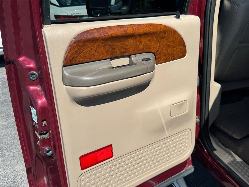 2004 Ford F-250SD Lariat