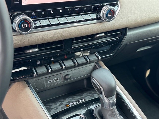 2024 GMC Canyon Denali