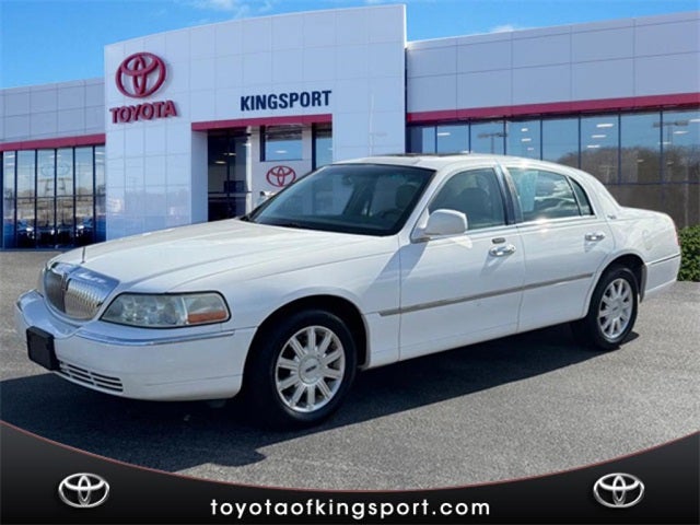 2007 Lincoln Town Car Signature Limited
