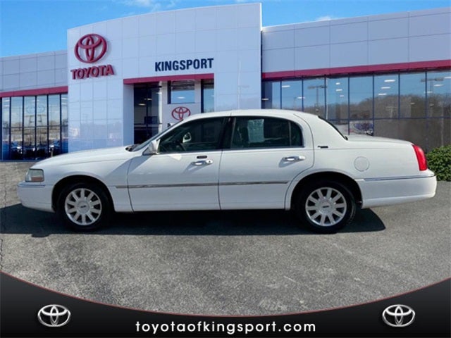 2007 Lincoln Town Car Signature Limited