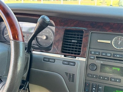 2007 Lincoln Town Car Signature Limited