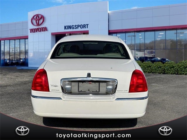2007 Lincoln Town Car Signature Limited