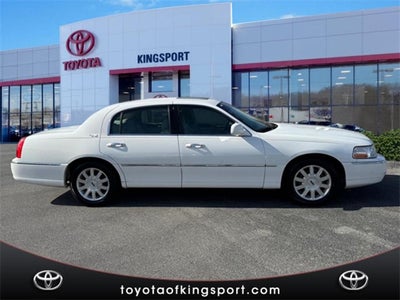 2007 Lincoln Town Car Signature Limited