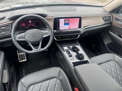 2025 Volkswagen Atlas 2.0T SEL Premium R-Line