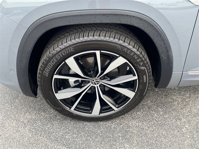 2025 Volkswagen Atlas 2.0T SEL Premium R-Line