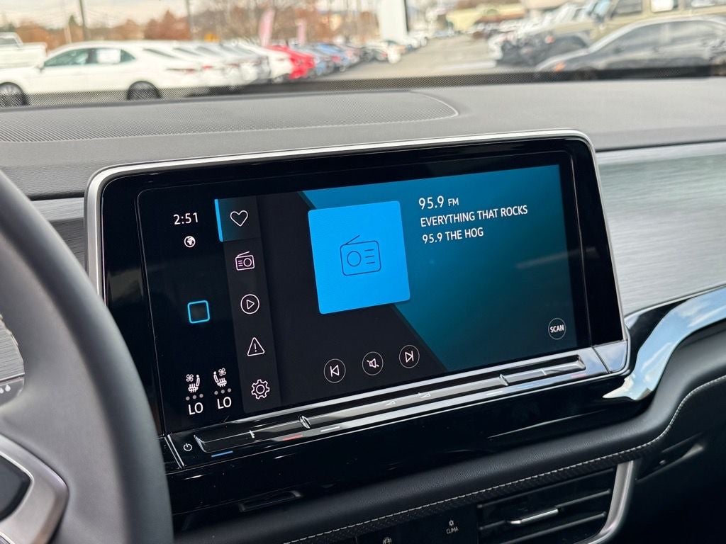 2024 Volkswagen Atlas Cross Sport 2.0T SE w/Technology