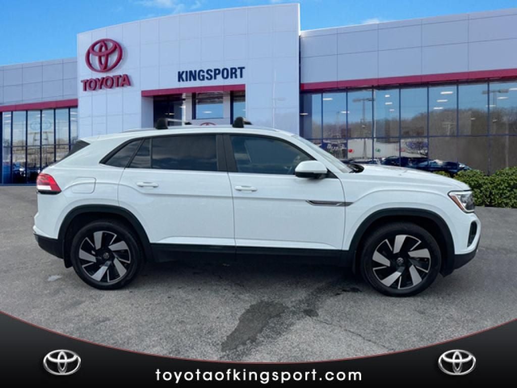 2024 Volkswagen Atlas Cross Sport 2.0T SE w/Technology