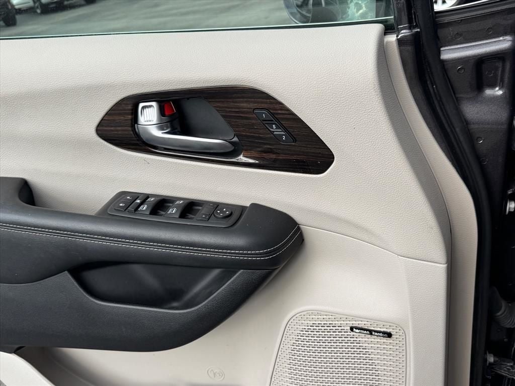 2022 Chrysler Pacifica Limited