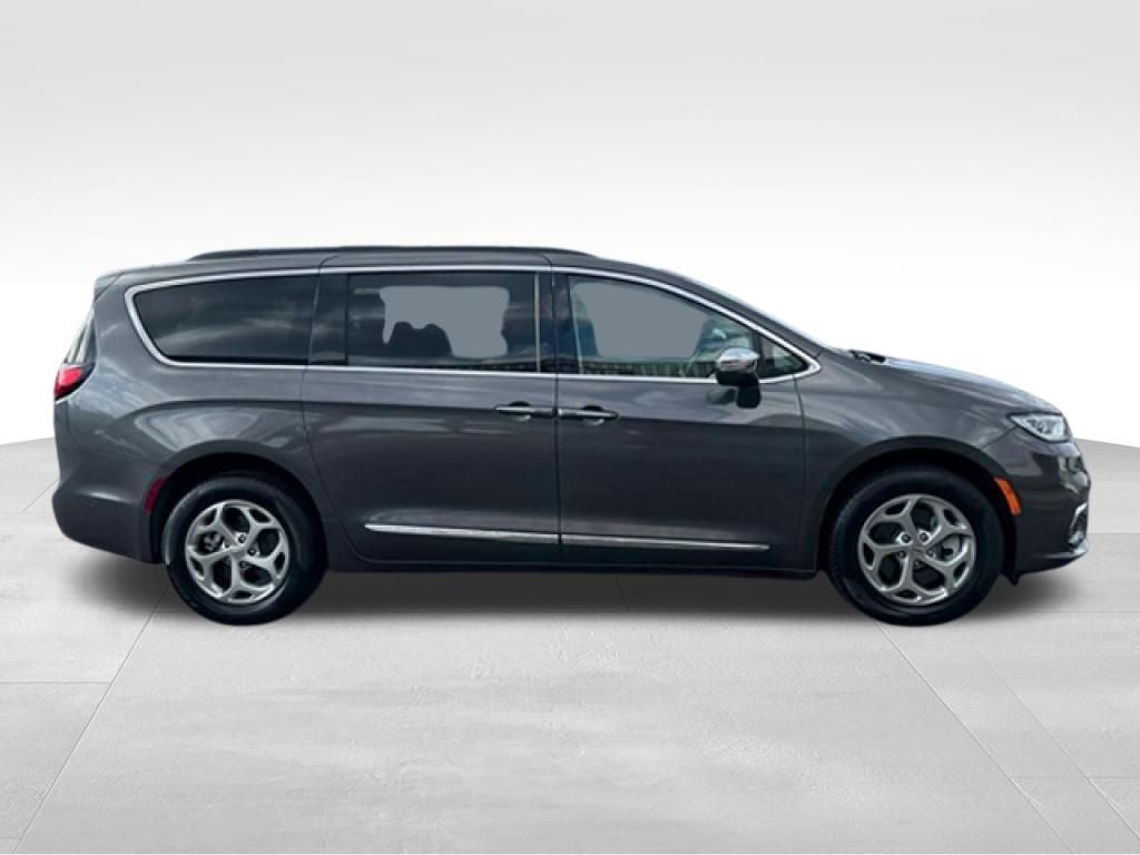 2022 Chrysler Pacifica Limited