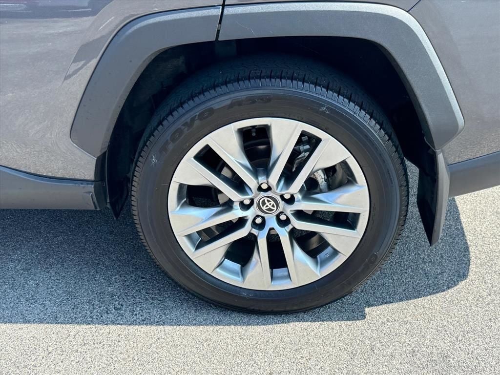 2024 Toyota RAV4 XLE Premium