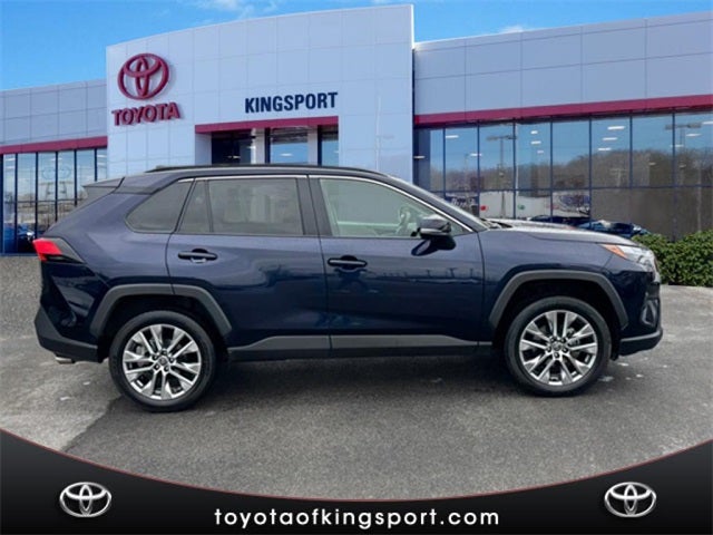 2022 Toyota RAV4 XLE Premium