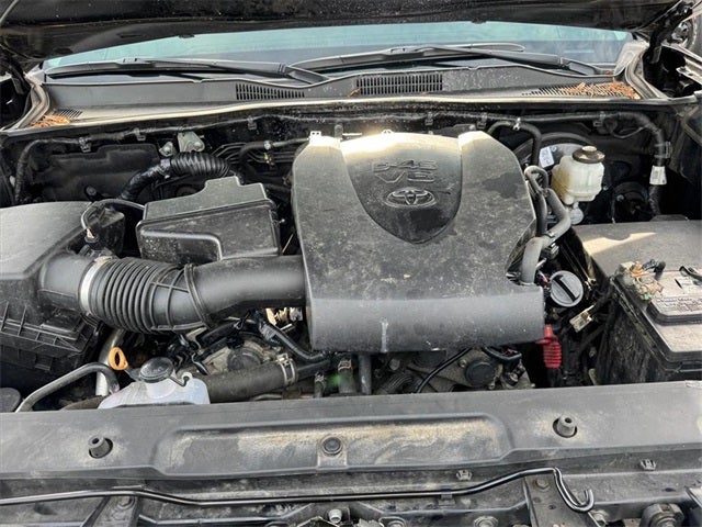 2022 Toyota Tacoma SR V6