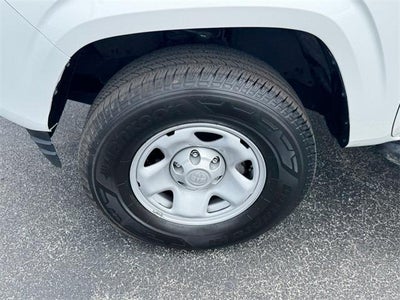 2023 Toyota Tacoma SR V6