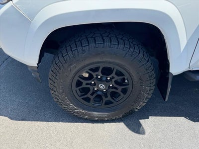 2022 Toyota Tacoma SR5 V6