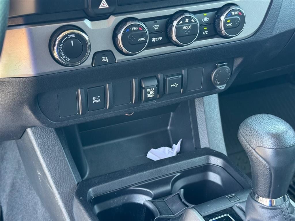 2022 Toyota Tacoma SR5 V6