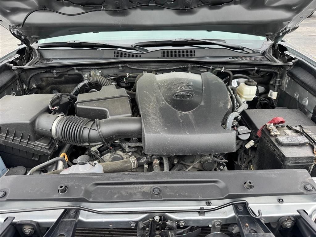2022 Toyota Tacoma SR5 V6