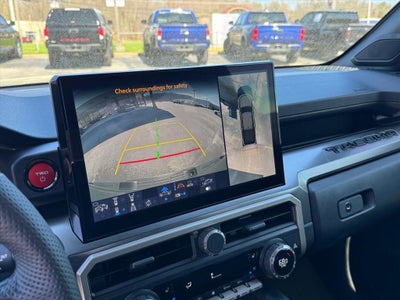2025 Toyota Tacoma Hybrid TRD Off Road